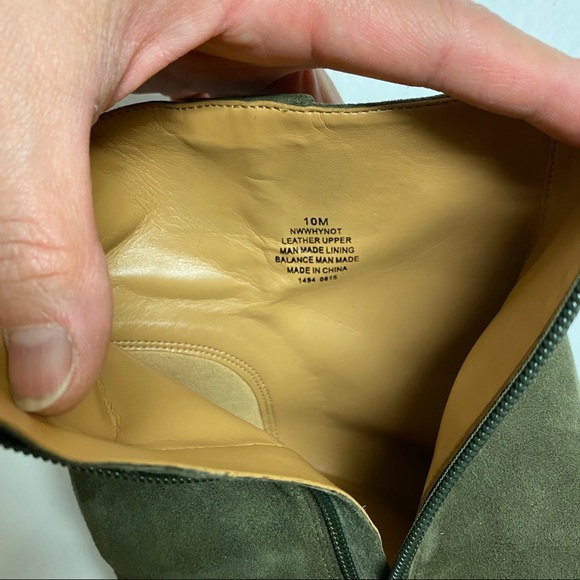 Nine West Suede Booties - Olive Green - women’s Size 10 - Picture 6 of 6